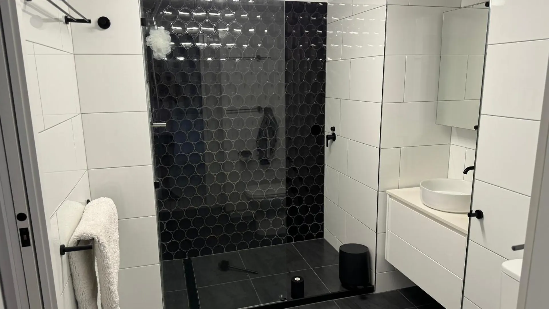 טאונסביל Modern Exec Apartment אוסטרליה