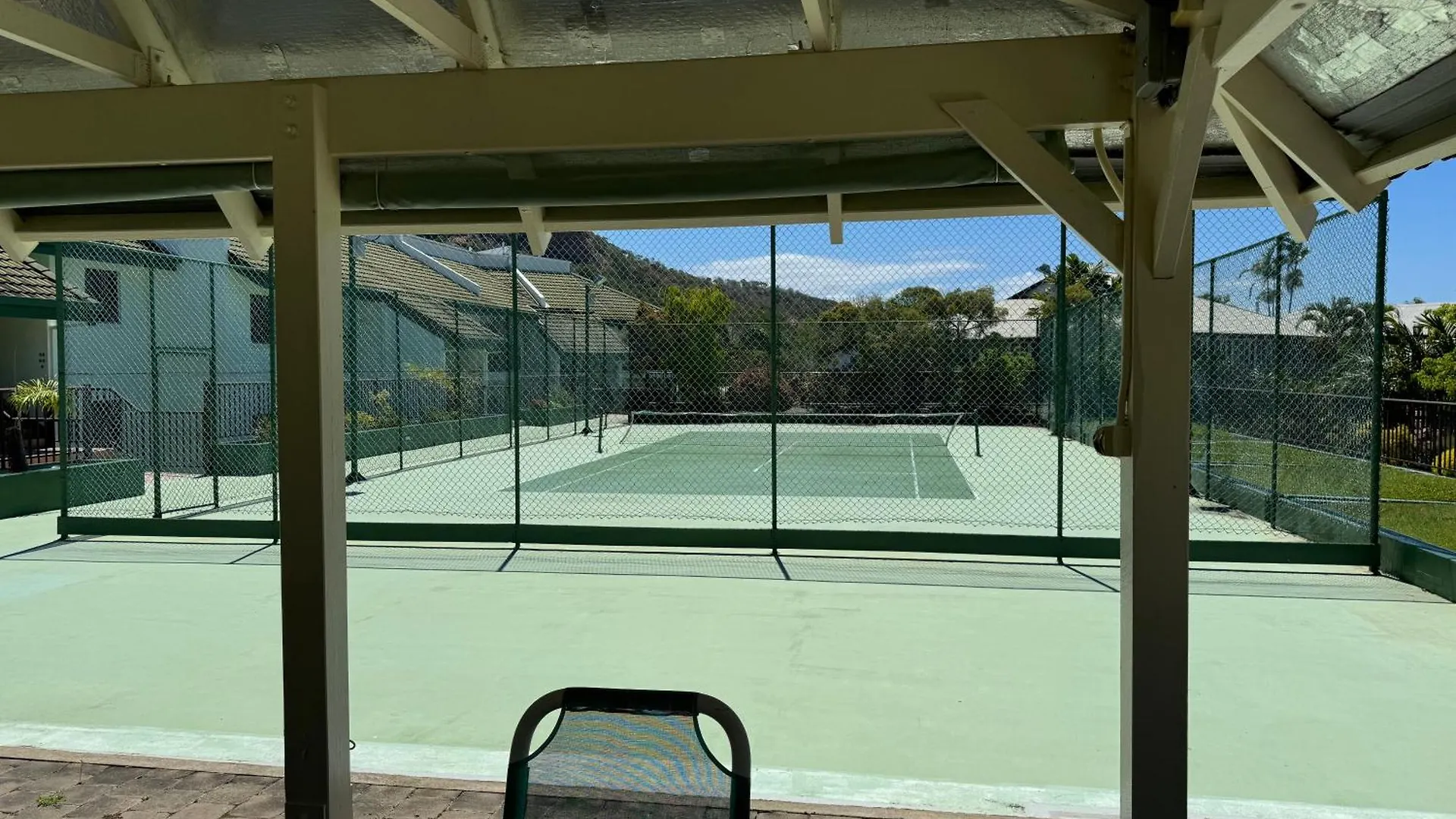 טאונסביל Modern Exec Apartment